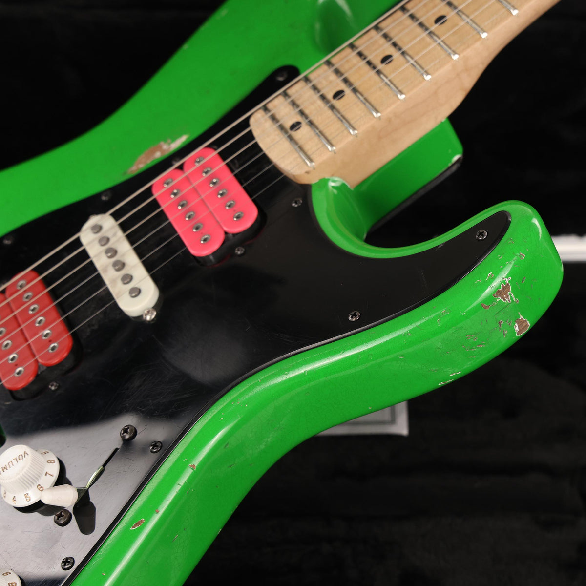Charvel Custom Shop So Cal HSH Masterbuilt Nitro Aged Slime Green Black Pickguard 2022 — 9