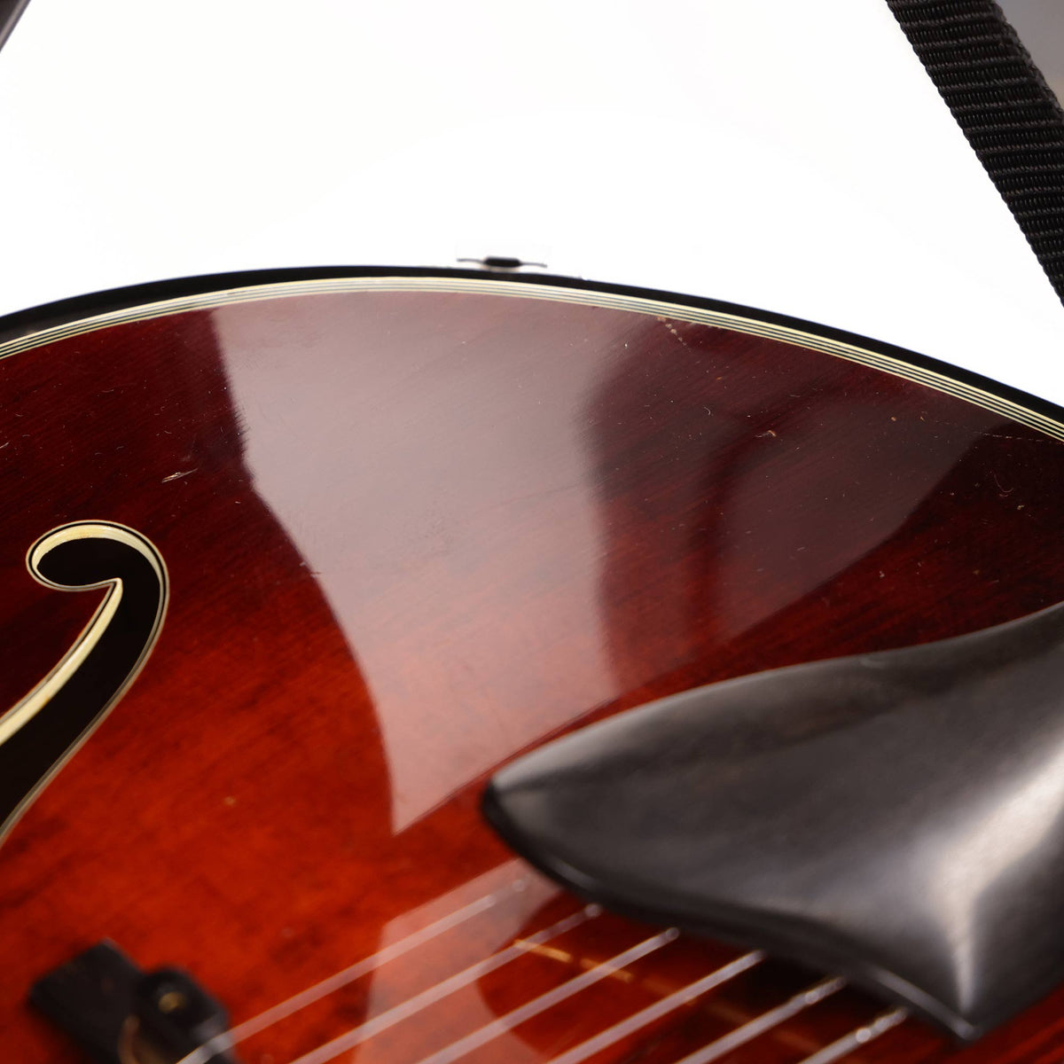 Eastman AR805ce Archtop Classic Finish Used — 10