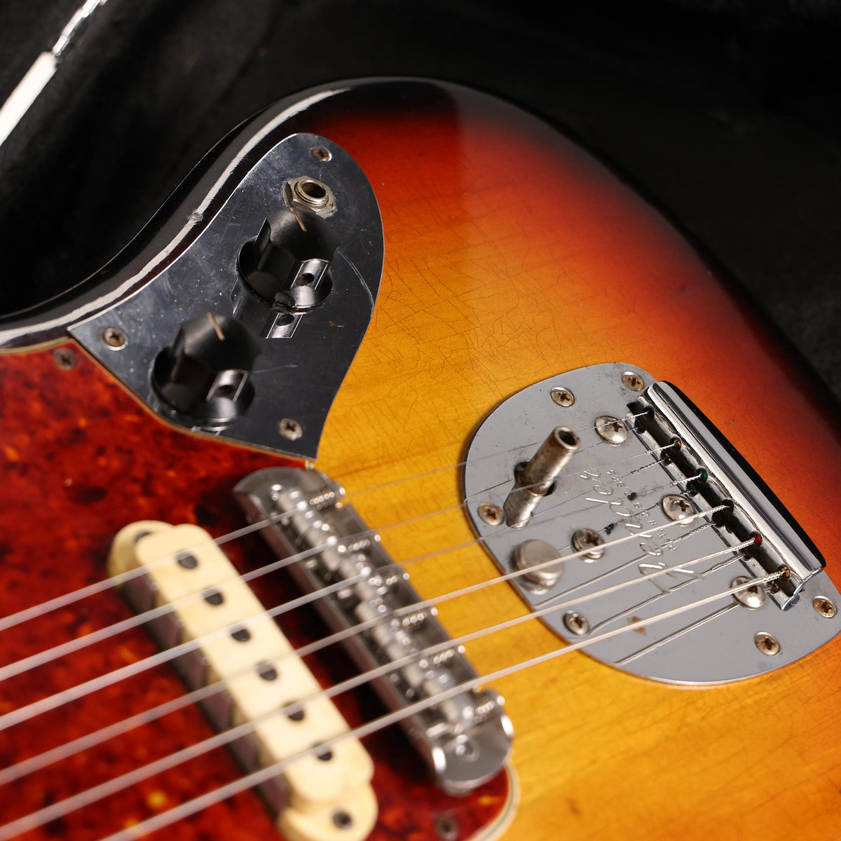 1964 Fender Jaguar Sunburst — 8