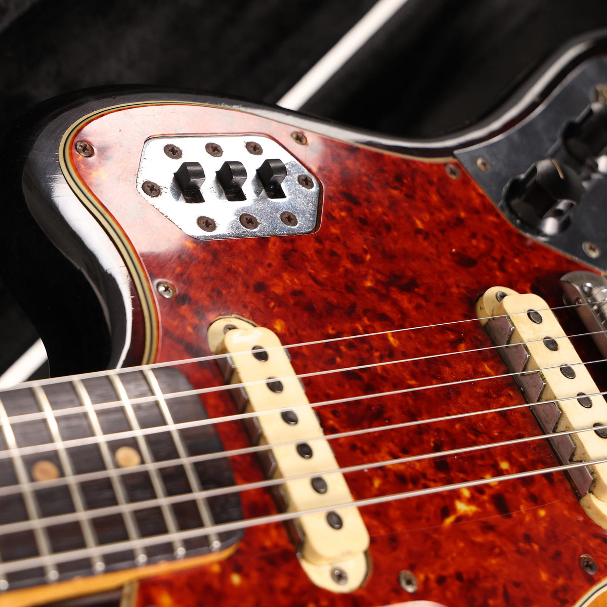 1964 Fender Jaguar Sunburst — 7