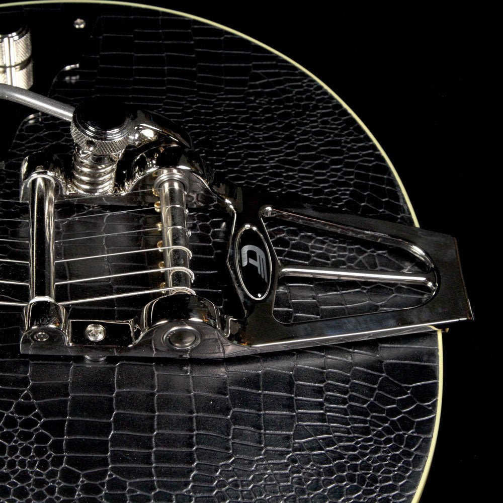 Duesenberg Starplayer TV Outlaw Black Alligator Tolex — 5