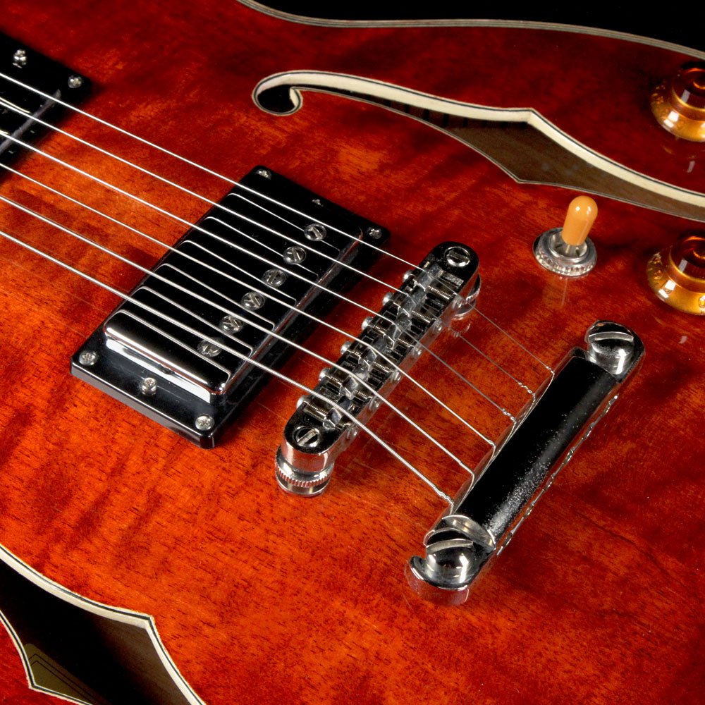 Eastman T184MX Thinline Hollowbody Electric Guitar Classic Finish — 5