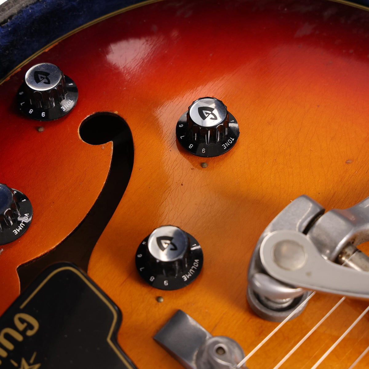 1965 Guild Starfire V Sunburst — 6