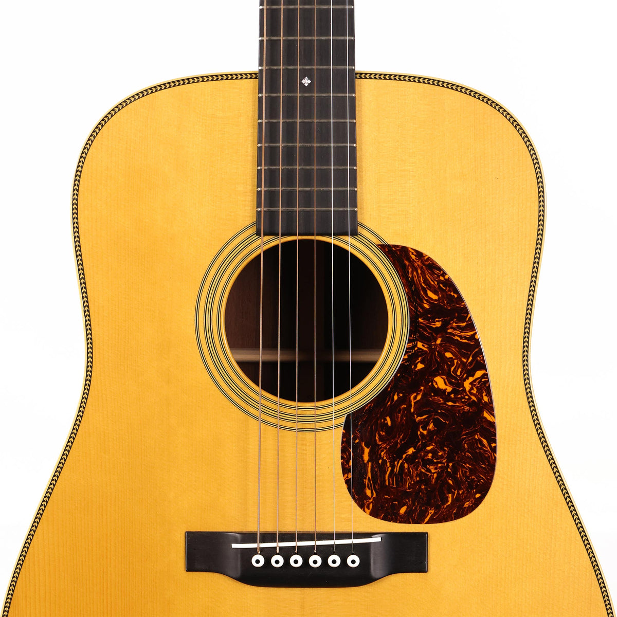 Martin D-28 Authentic 1937 Dreadnought Natural 2014 — 4