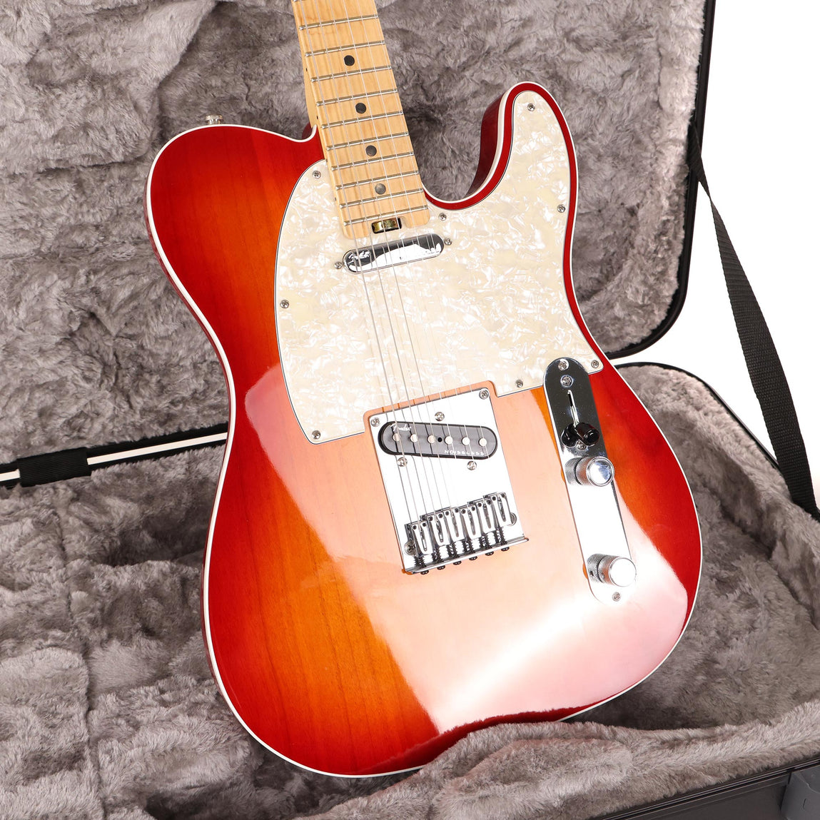 Fender American Elite Telecaster Aged Cherry Burst 2015 | The