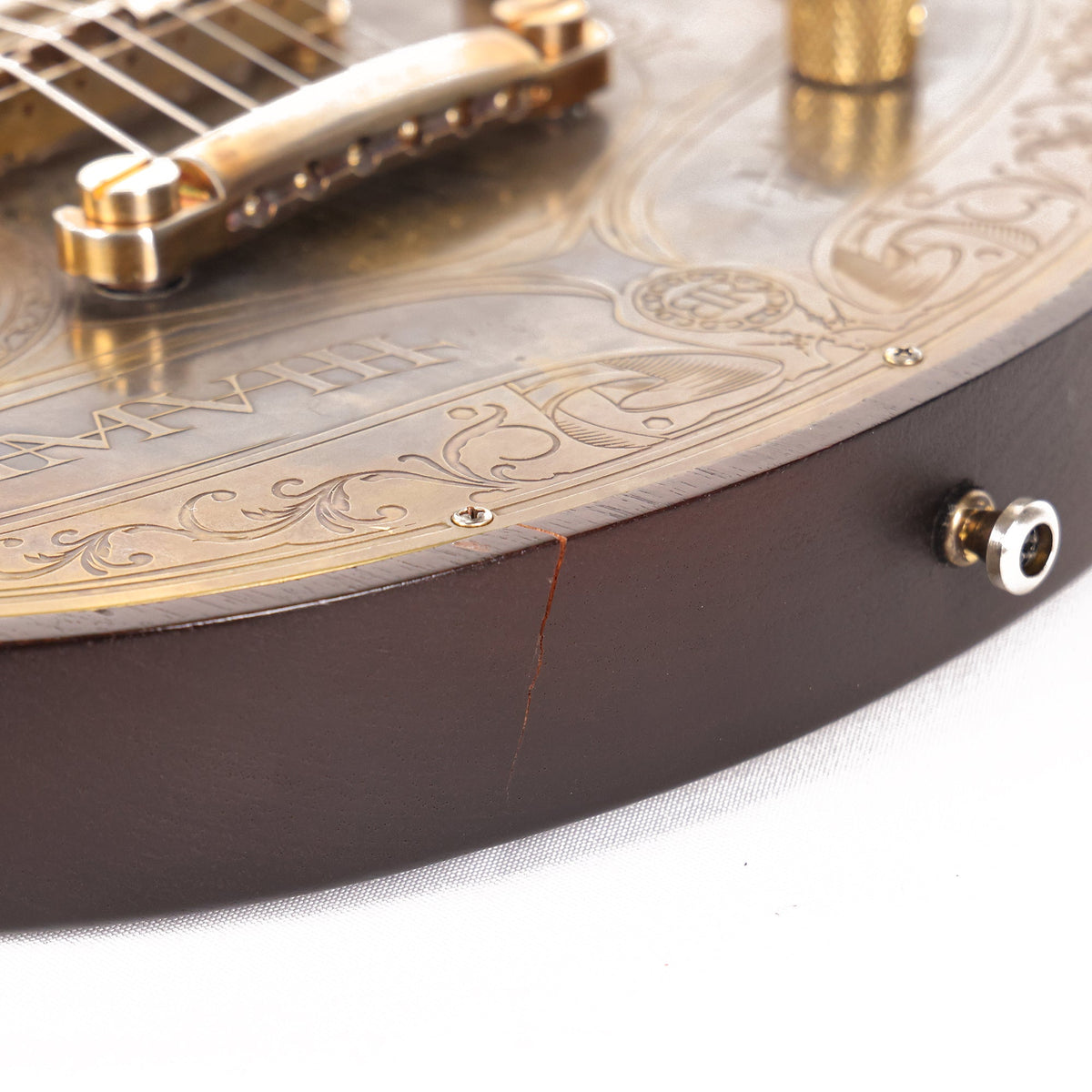 Wild Customs Wildone Engraved Top Guitar — 5
