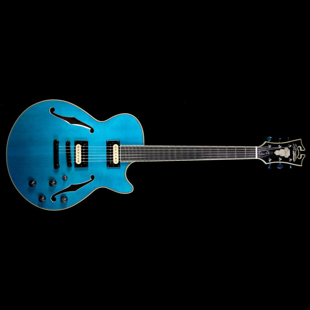 D'Angelico Deluxe Fabrizio Sotti SS Electric Guitar Transparent Blue — 2
