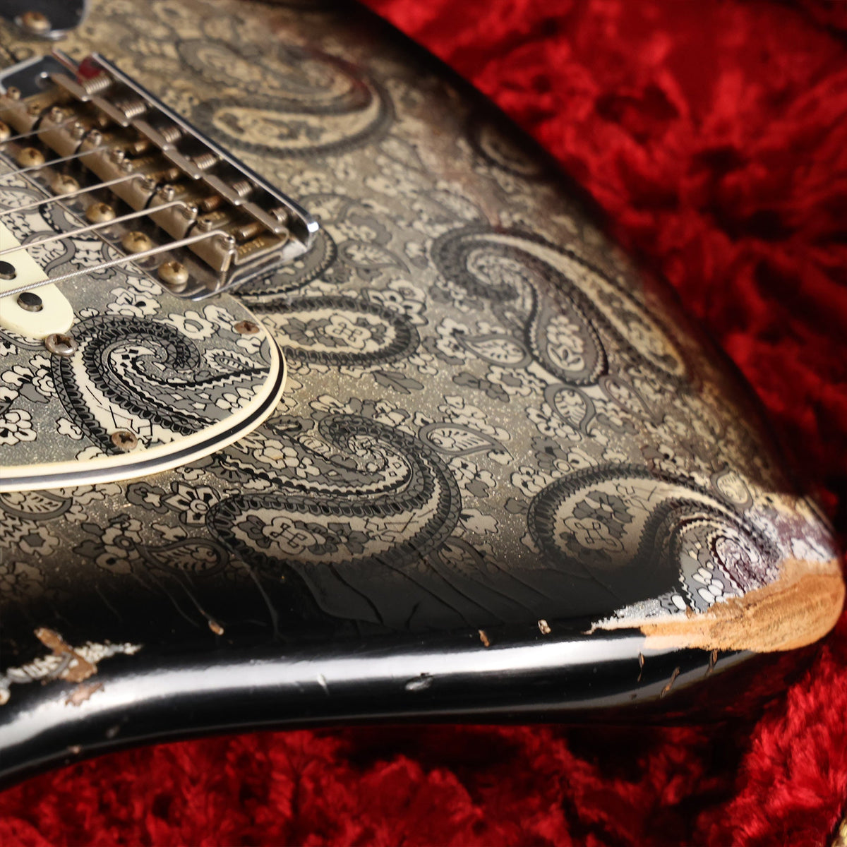 Fender Custom Shop Limited Edition 1968 Stratocaster Black Paisley 2018 — 6