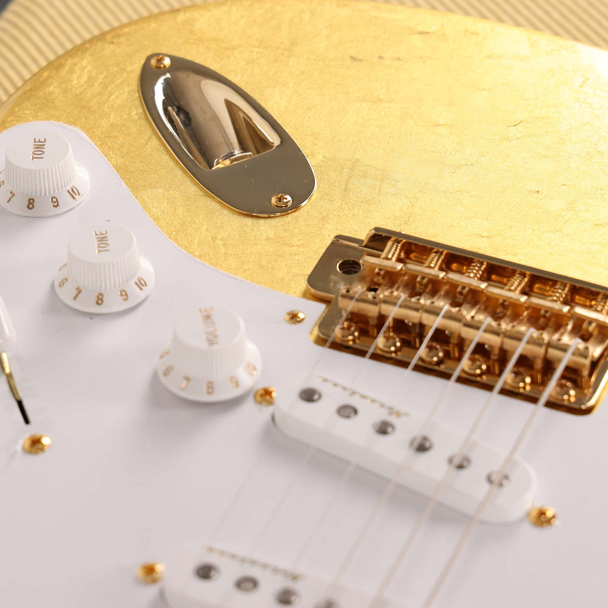 Fender Custom Shop Eric Clapton Stratocaster Masterbuilt Todd Krause Gold Leaf — 10