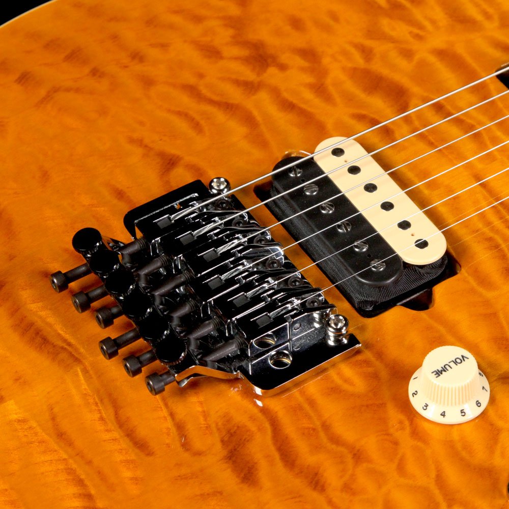 Ernie Ball Music Man Axis Quilt Top Electric Guitar Trans Gold — 7