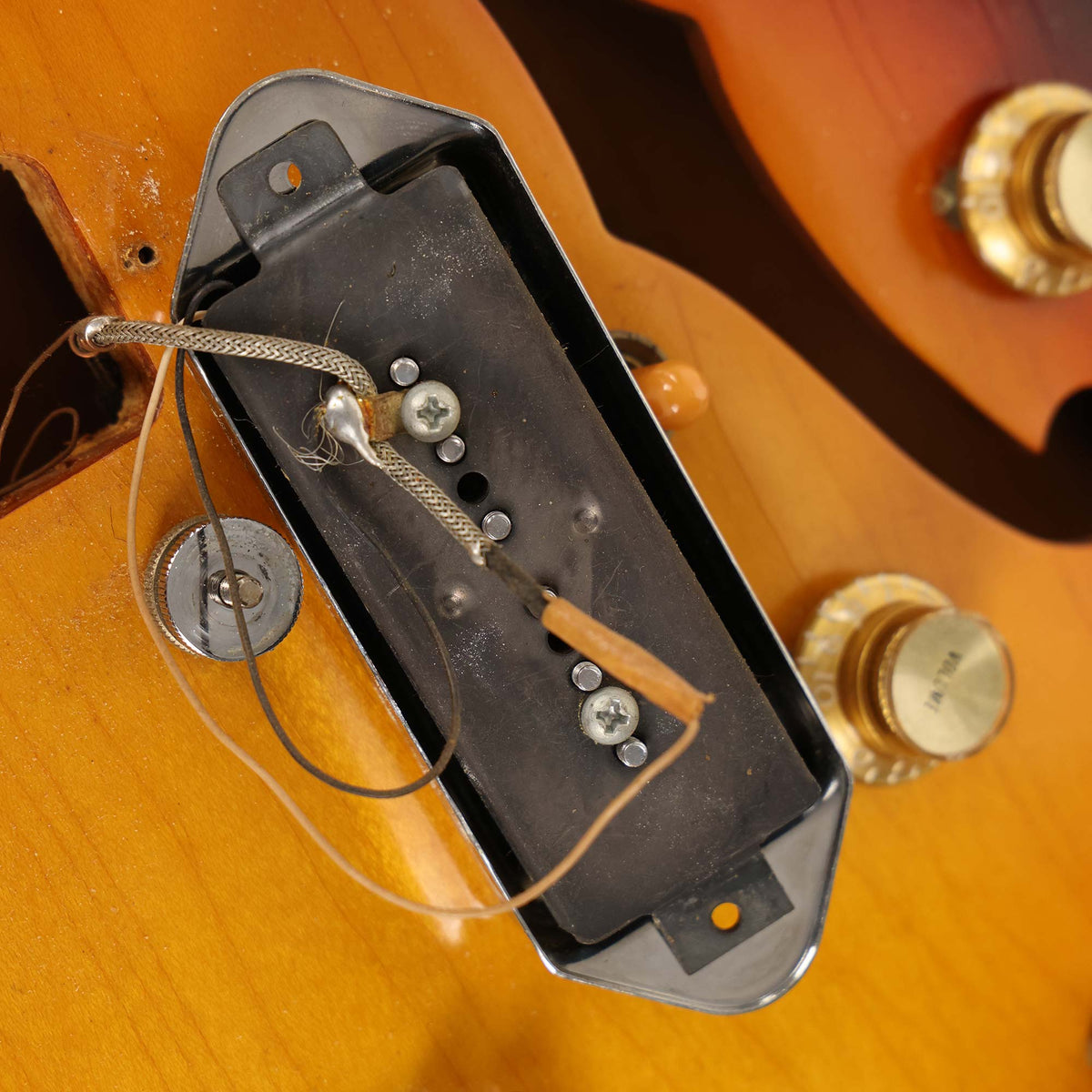 1967 Gibson ES-330 Sunburst — 10