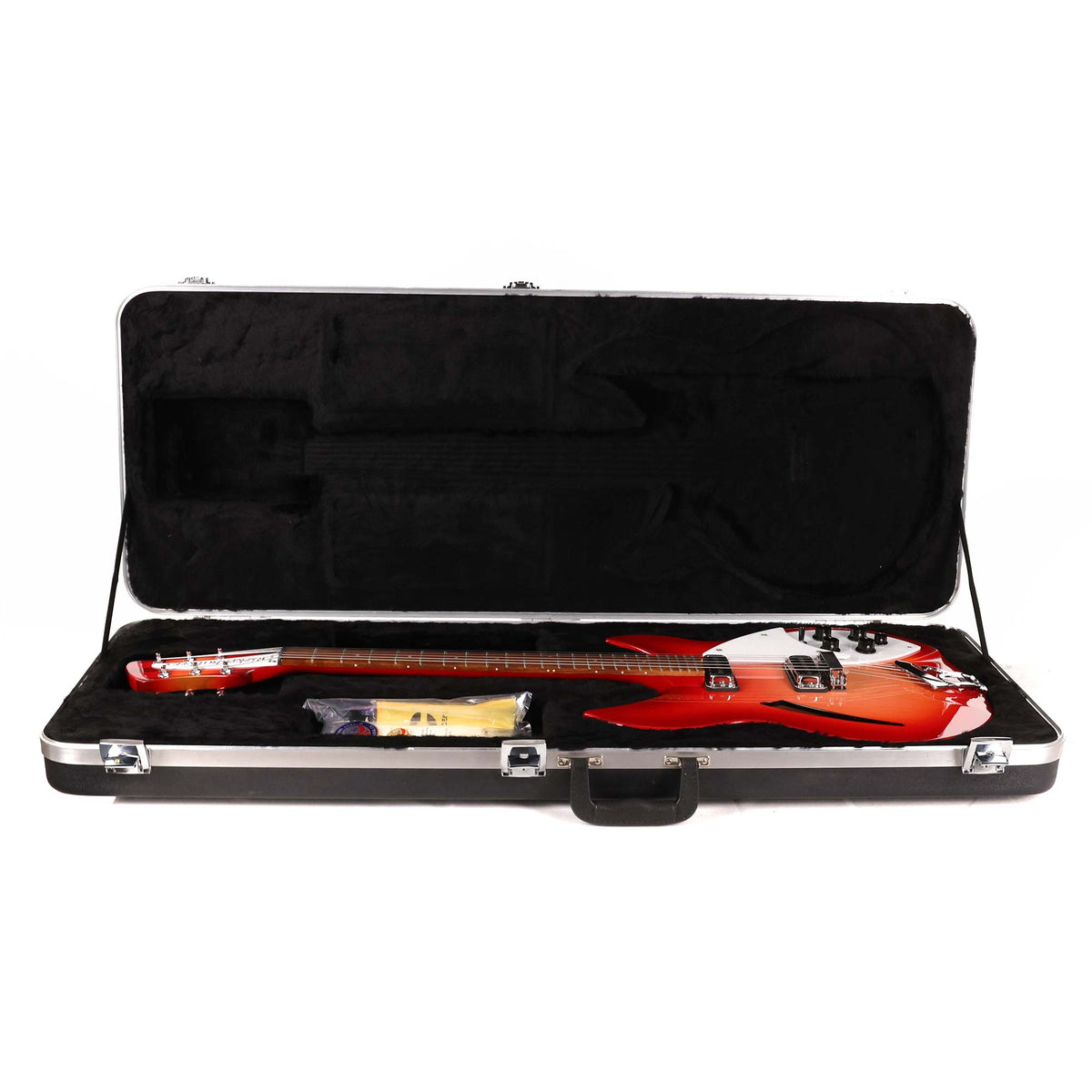 Rickenbacker 330 Fireglo 2022 — 10