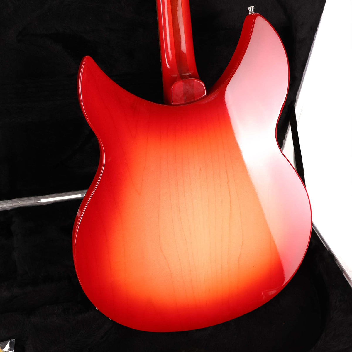 Rickenbacker 330 Fireglo 2022 — 7