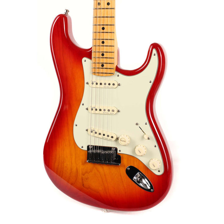 Fender American Ultra Stratocaster Plasma Red Burst 2020