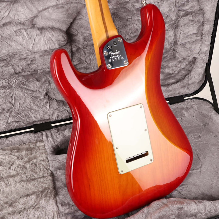 Fender American Ultra Stratocaster Plasma Red Burst 2020