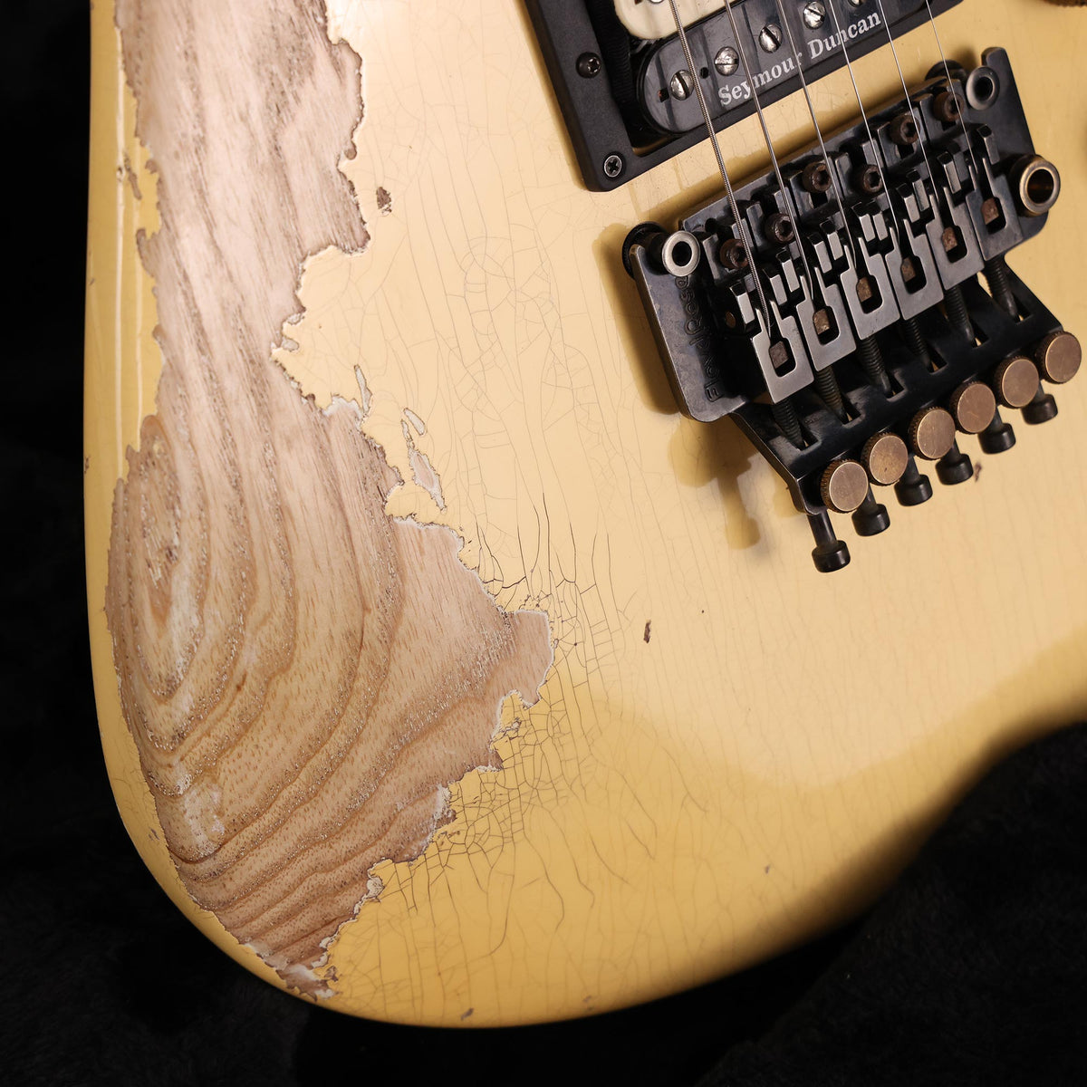 Charvel Custom Shop '84 San Dimas HSS Heavy Relic Vanilla Shake Brazilian Rosewood Fretboard 2021 — 8