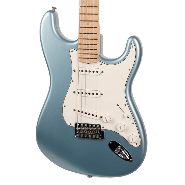 Beautiful Strats Fender Custom Shop '60s Stratocaster NOS Firemist Silver Masterbuilt L ...