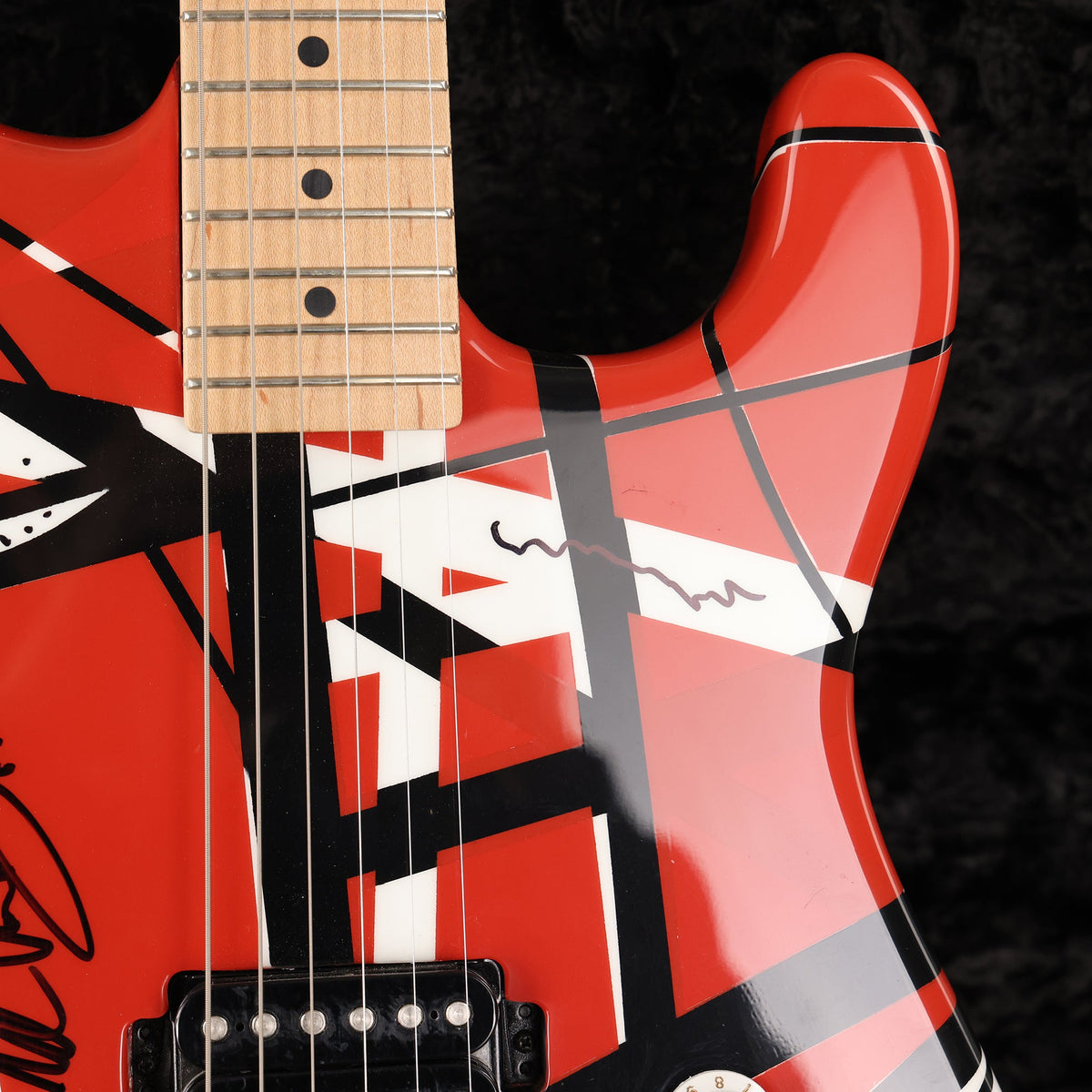 Charvel EVH Art Series Spokane Red Black and White Stripes 2004 — 12