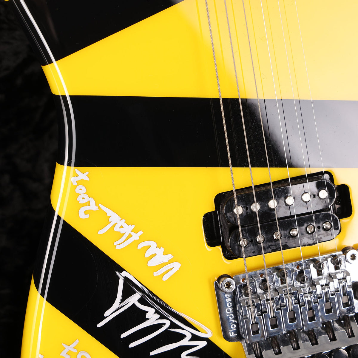Charvel EVH Art Series Toronto Black and Yellow Stripes 2007 — 8