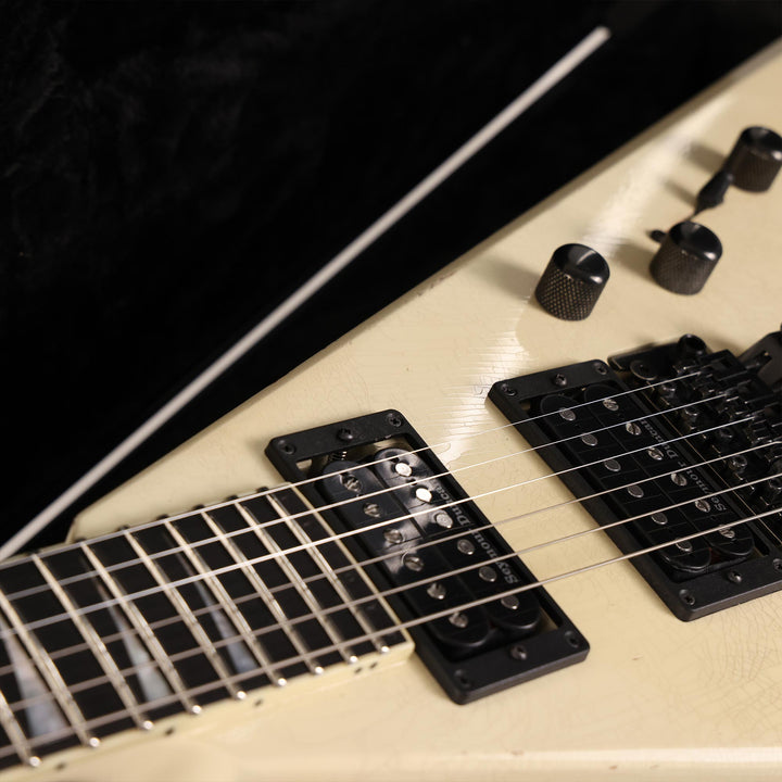 Jackson Custom Music Zoo Nitro Aged King V Vanilla Shake