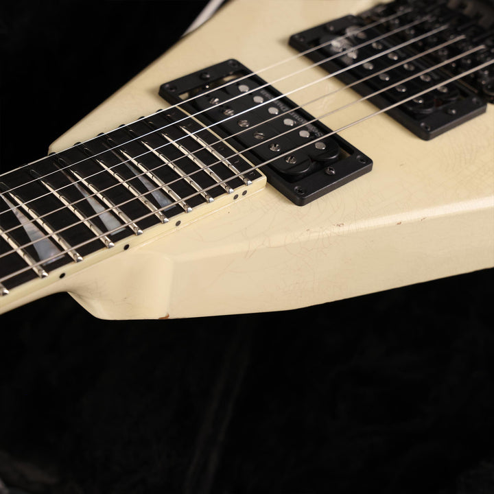 Jackson Custom Music Zoo Nitro Aged King V Vanilla Shake