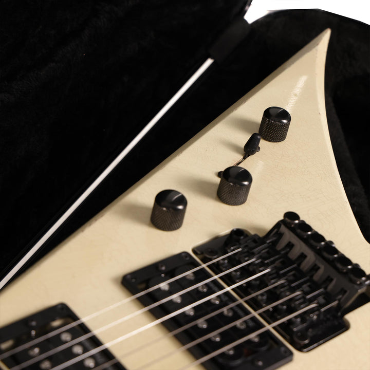 Jackson Custom Music Zoo Nitro Aged King V Vanilla Shake