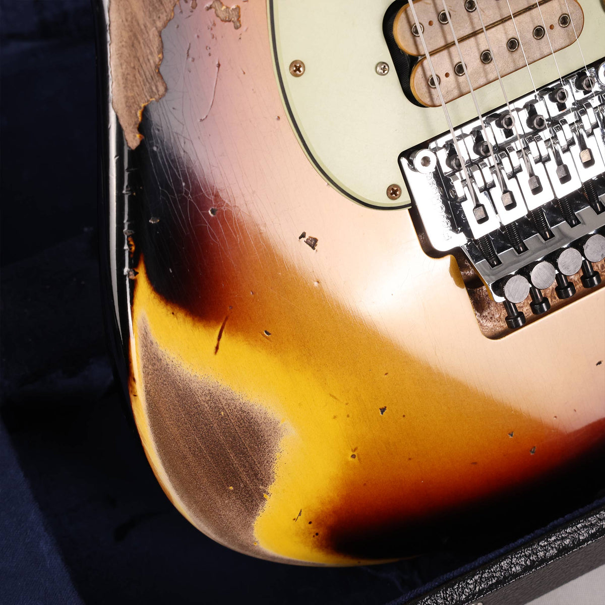 Fender Custom Shop Alley Cat Stratocaster Heavy Relic 3-Tone Sunburst 2023 — 8