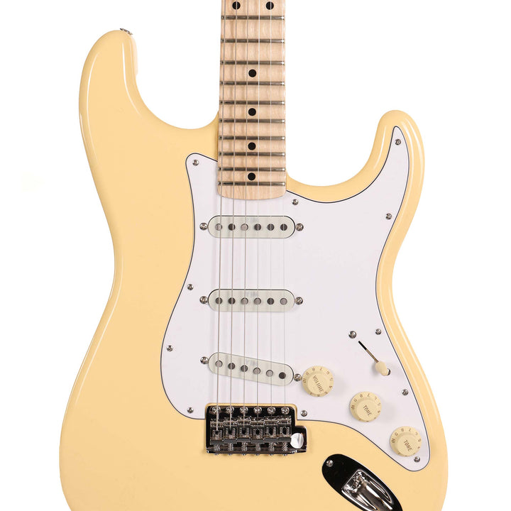 Fender Artist Series Yngwie Malmsteen Stratocaster Vintage White