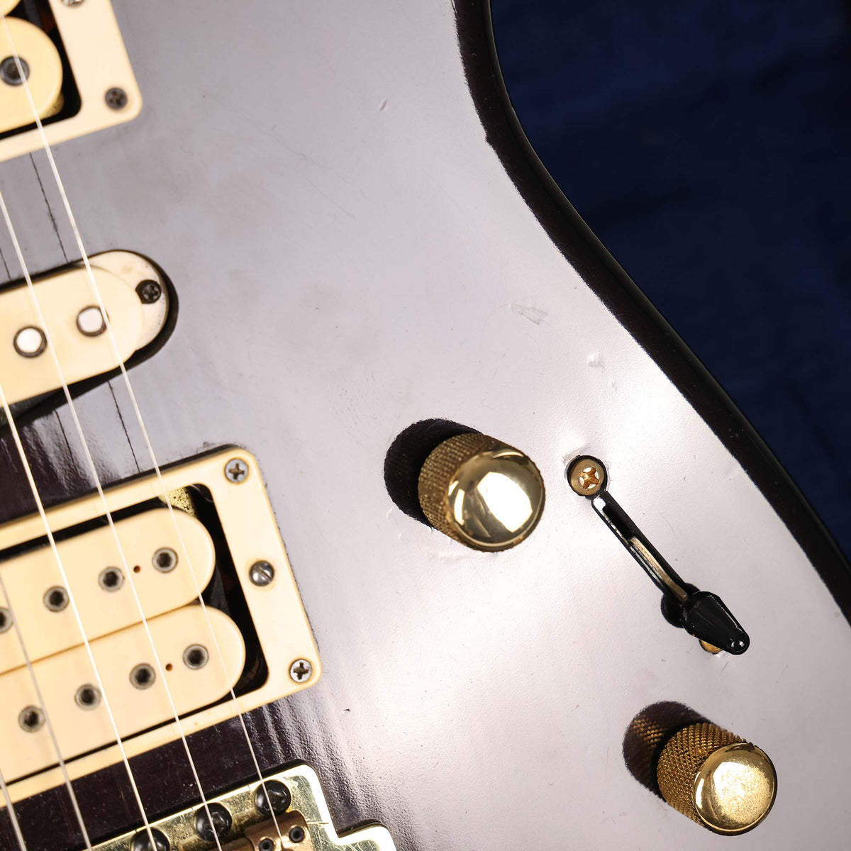 1982 Charvel San Dimas Burgundy Sparkle — 8