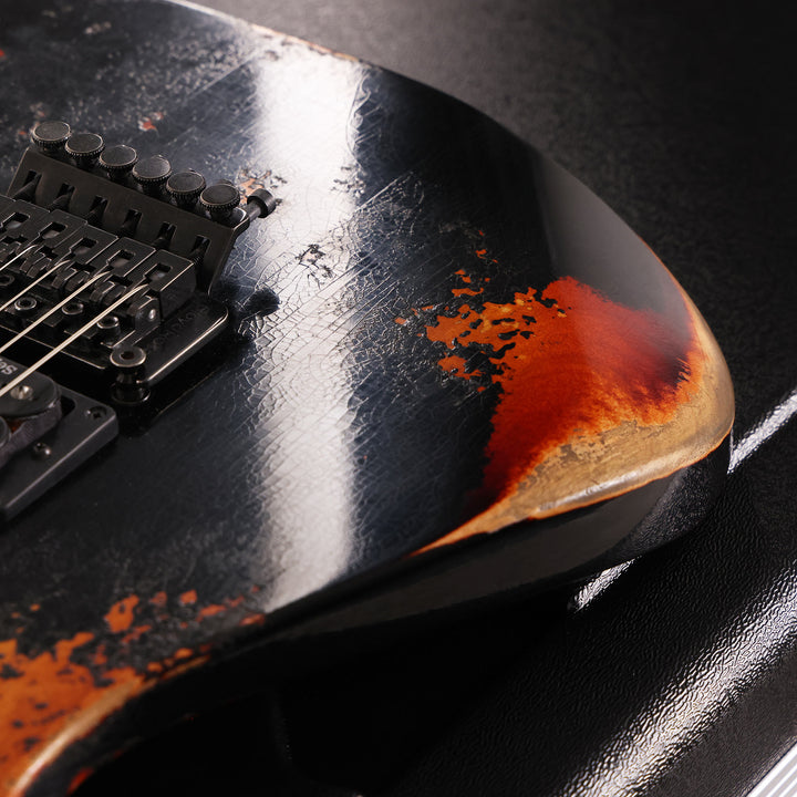 Jackson Custom Shop Nitro Aged SL2H-V Soloist Music Zoo Exclusive Black over 3 Tone Sunburst