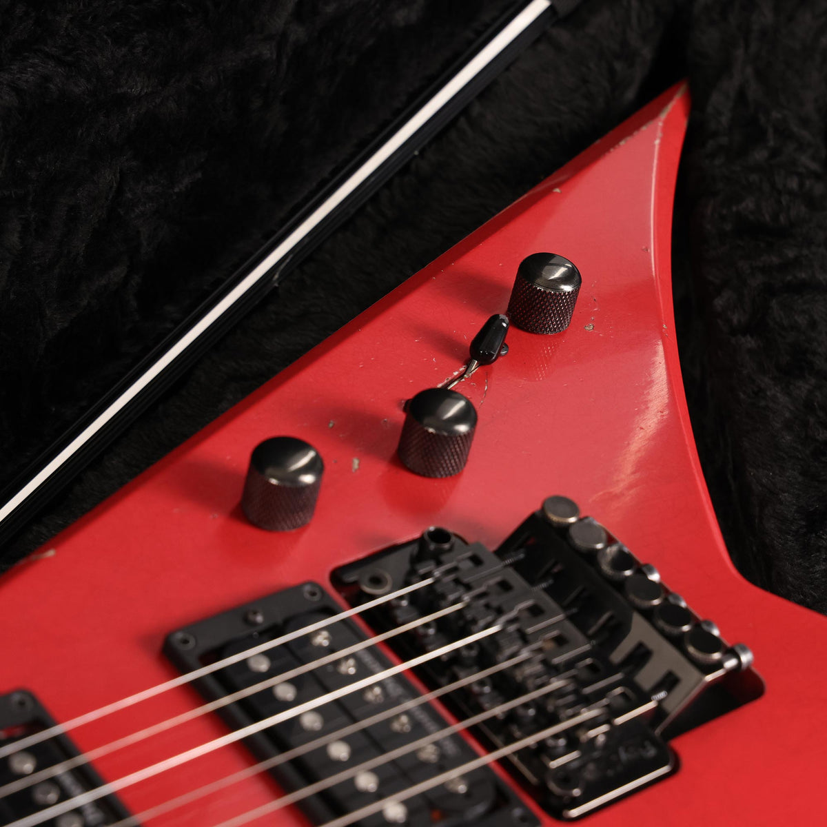 Jackson Custom Shop Nitro Aged King V Music Zoo Exclusive Fiesta Red — 6