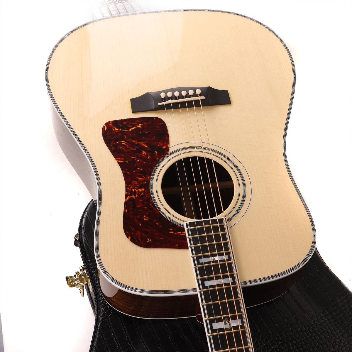 Guild D-55 70th Anniversary Limited Edition Guitar 2023 — 7