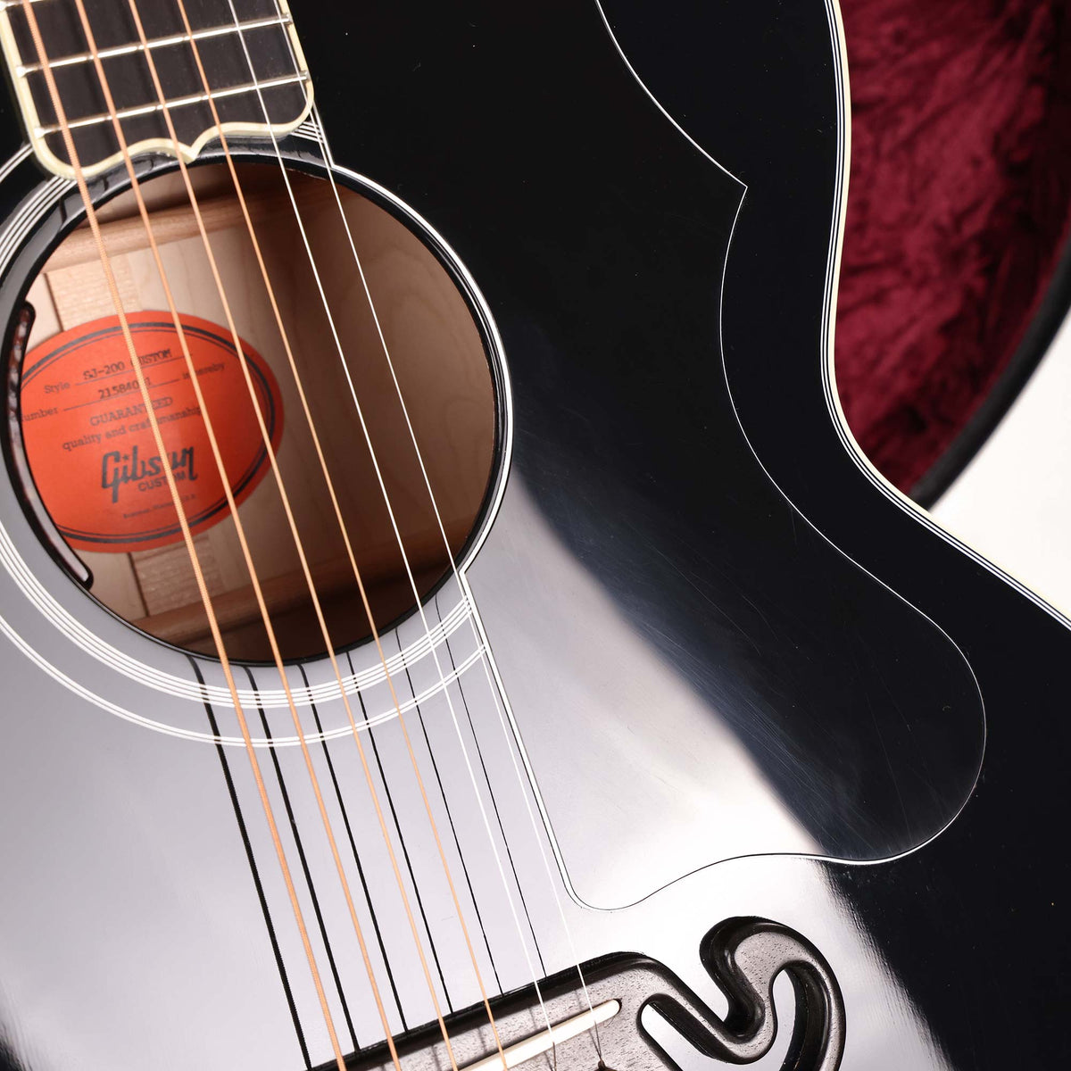 Gibson SJ-200 Custom Acoustic-Electric Ebony 2021 — 11