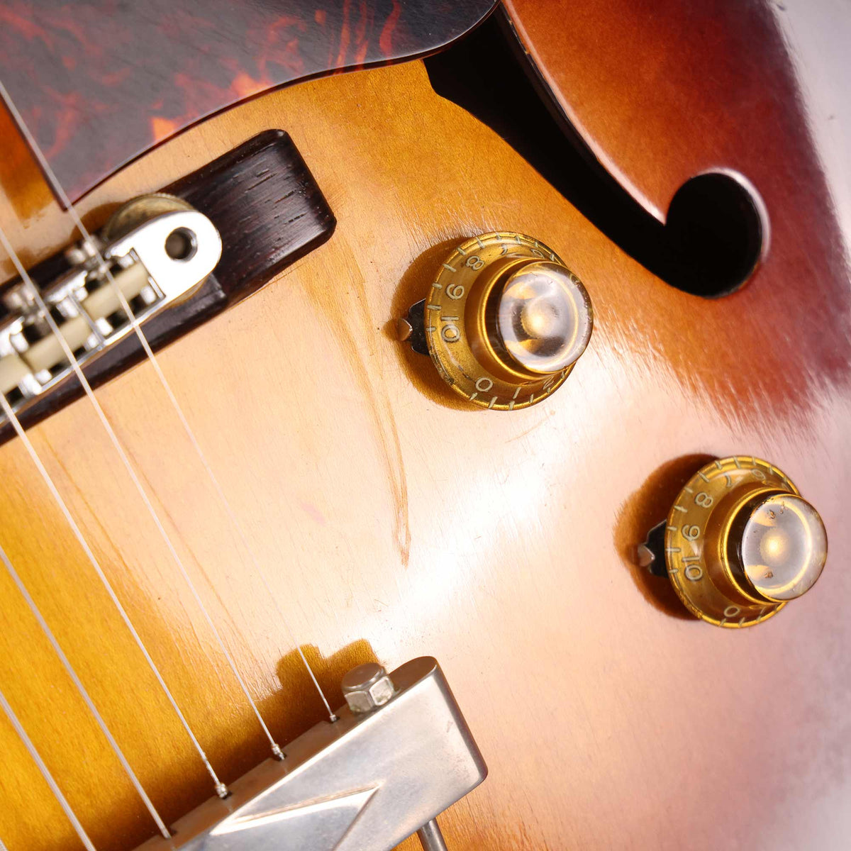 1956 Gibson ES-140T 3/4 Sunburst — 14
