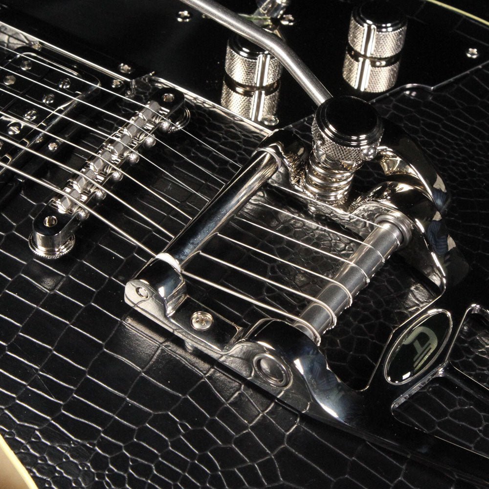 Duesenberg Starplayer TV Outlaw Black Alligator Tolex — 5
