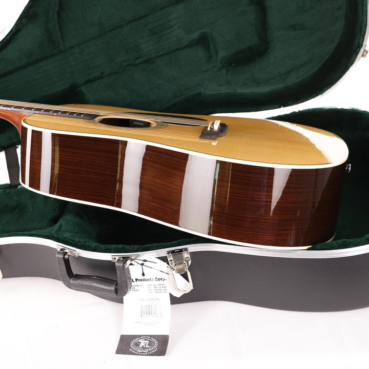 Martin HD-28E Dreadnought Acoustic-Electric Natural