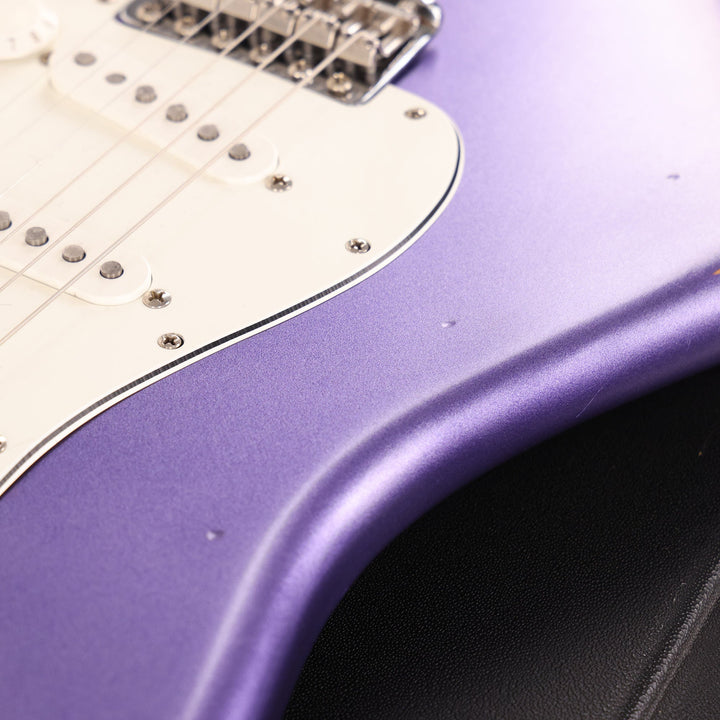 Fender Limited Road Worn Mischief Maker Stratocaster Purple Metallic 2022