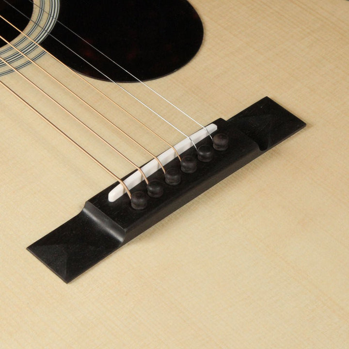 Eastman E1OO-LTD 12-Fret Acoustic Natural