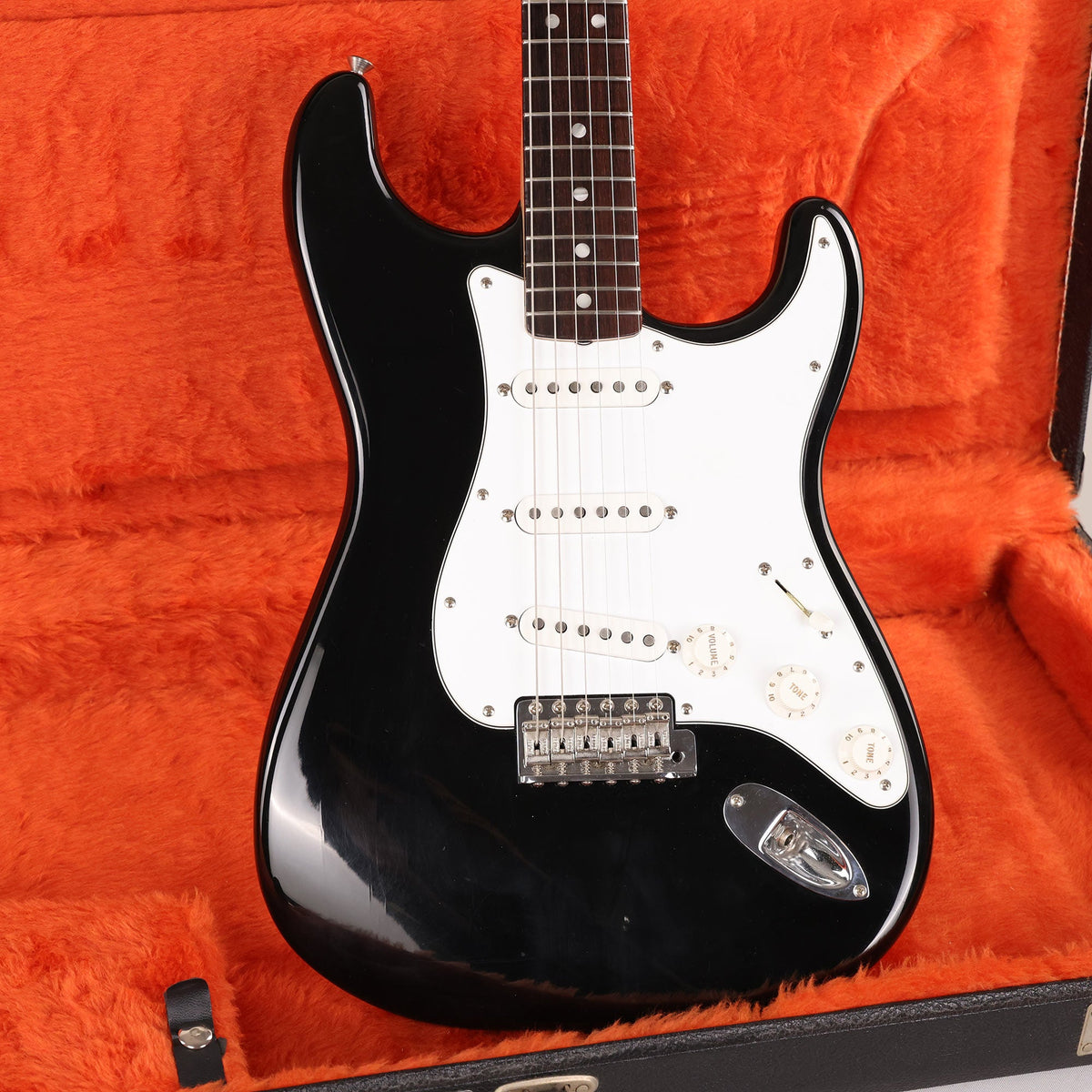 2001 Fender Custom Shop 1969 Stratocaster NOS Black 2001 — 6