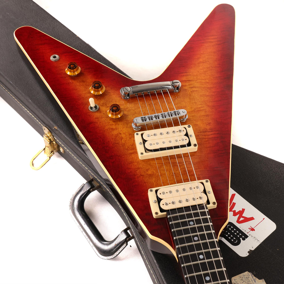1982 Gibson The Flying V CMT Sunburst — 8