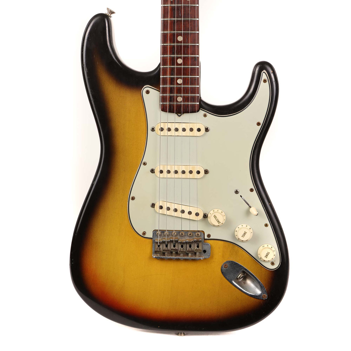 1965 Fender Stratocaster Sunburst — 1