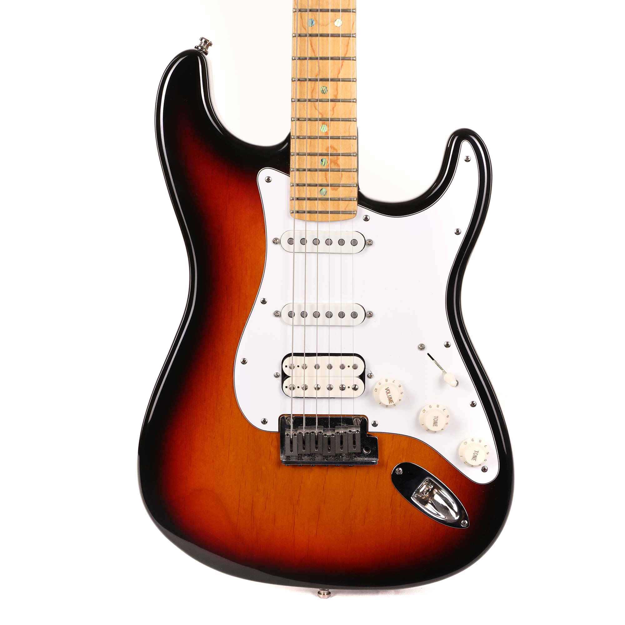 Fender American Deluxe Fat Strat 3-Tone Sunburst 2000 | The Music Zoo