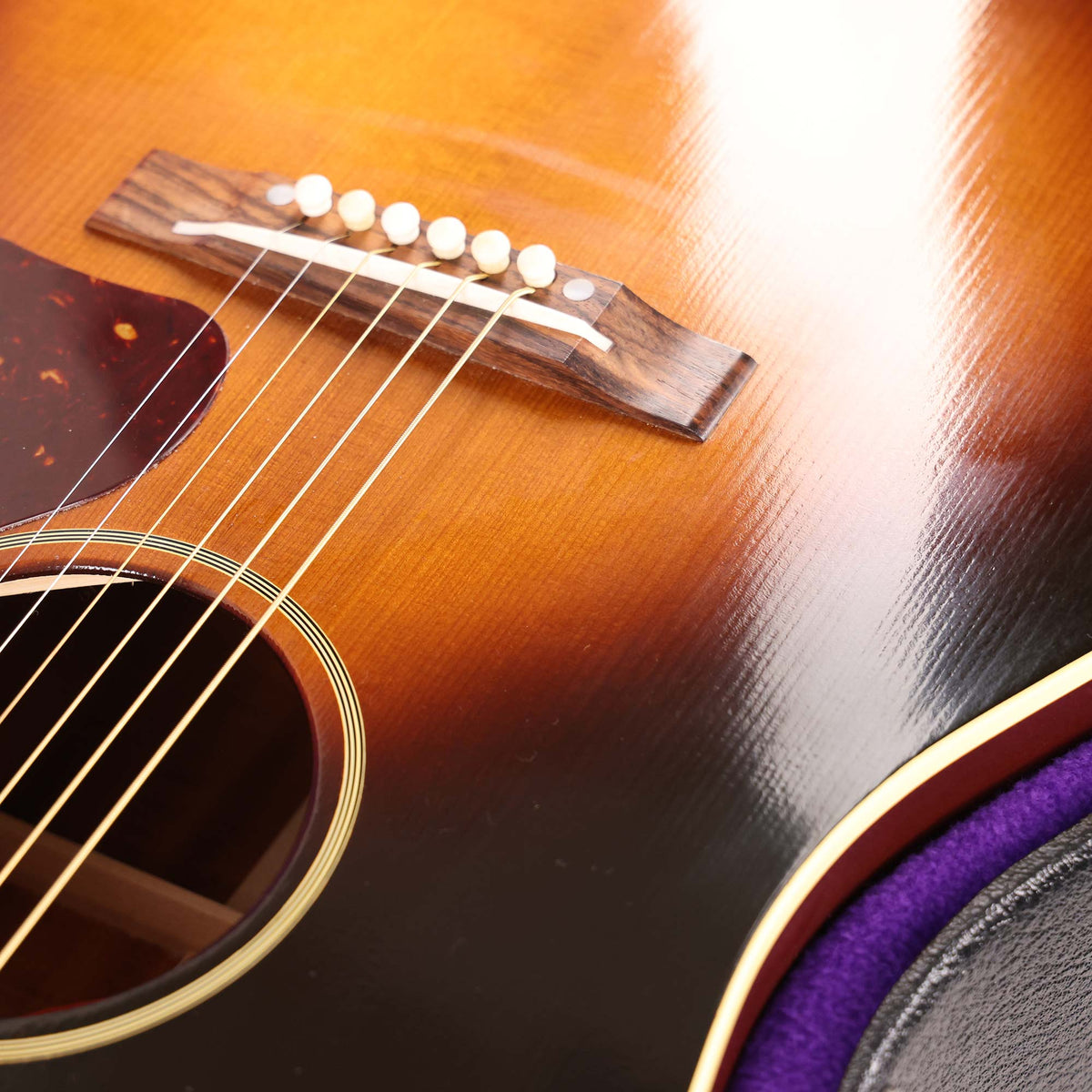 Gibson 1942 Banner J-45 Vintage Sunburst 2023 — 9