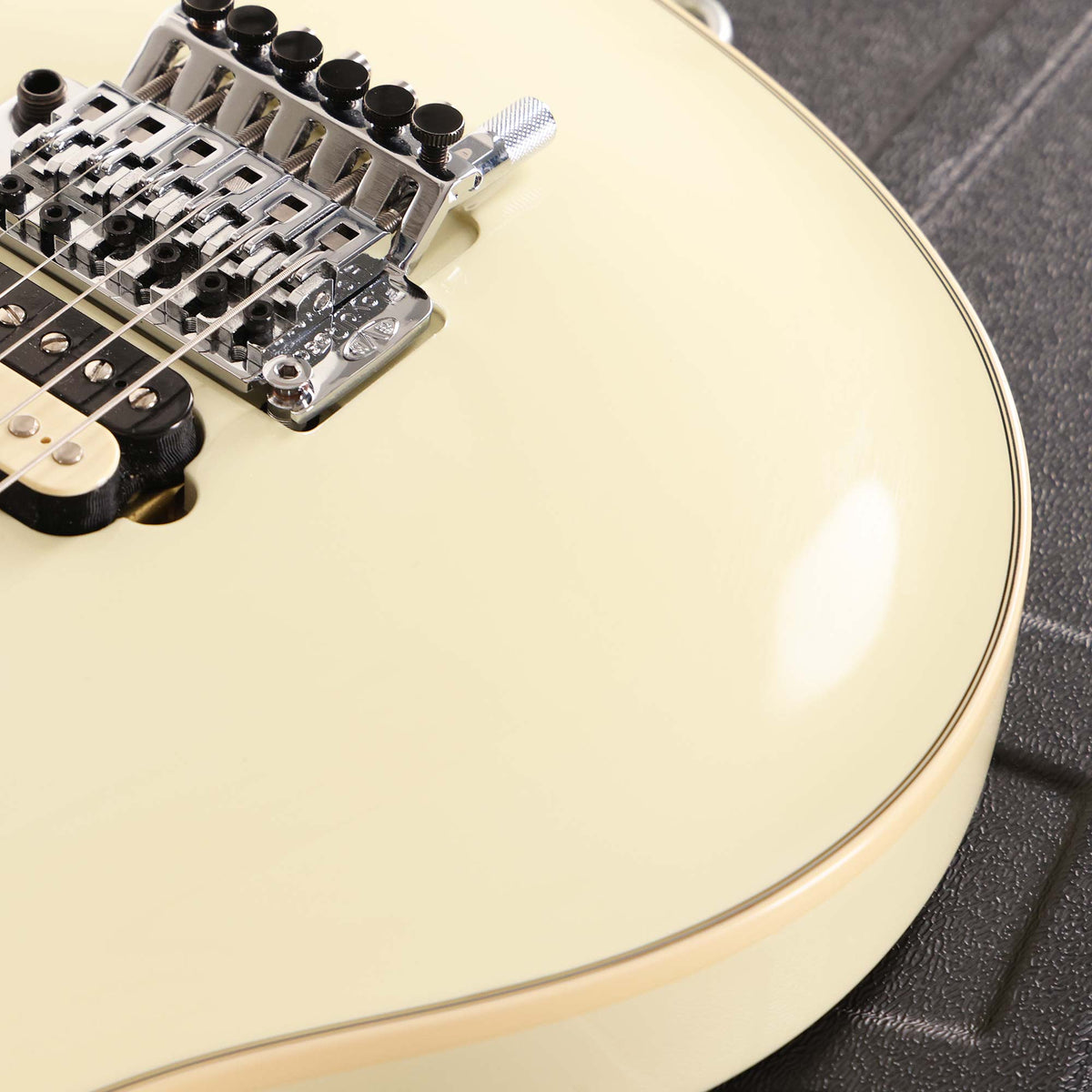 EVH Wolfgang USA Edward Van Halen Signature Ivory 2022 — 7