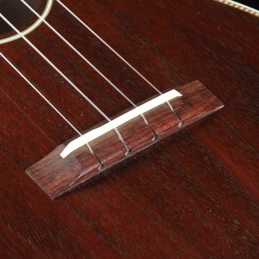 Collings UT2 Tenor Ukulele Walnut 2016 — 5