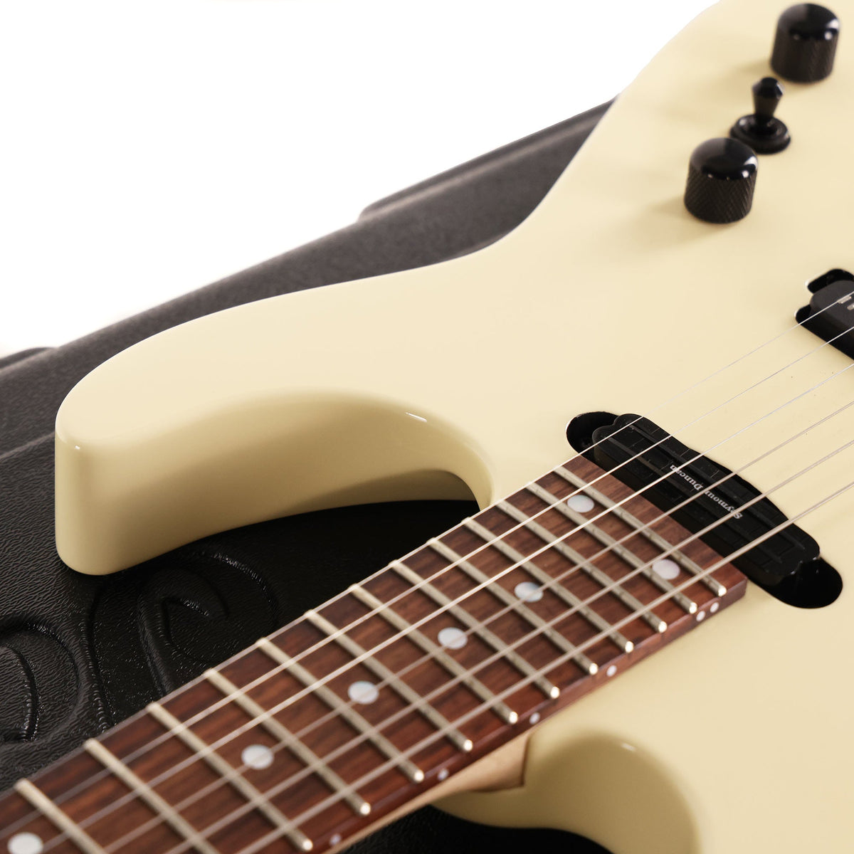 Charvel Custom Shop Dinky Vanilla Shake 2024 — 10