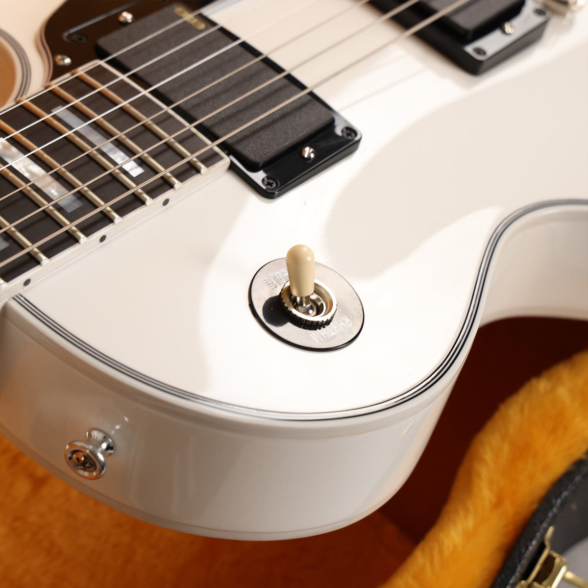 Gibson Custom Shop Les Paul Custom Made 2 Measure Alpine White with EMGs 2025 — 7