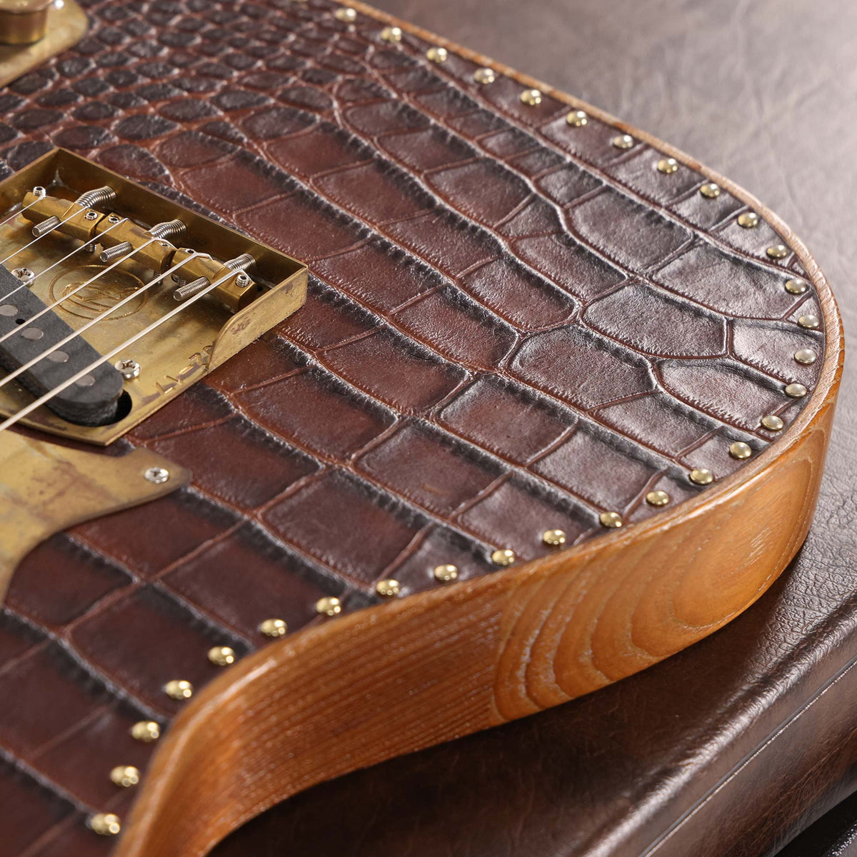 Paoletti Nancy Wine Crocodile Series Guitar 2019 — 8