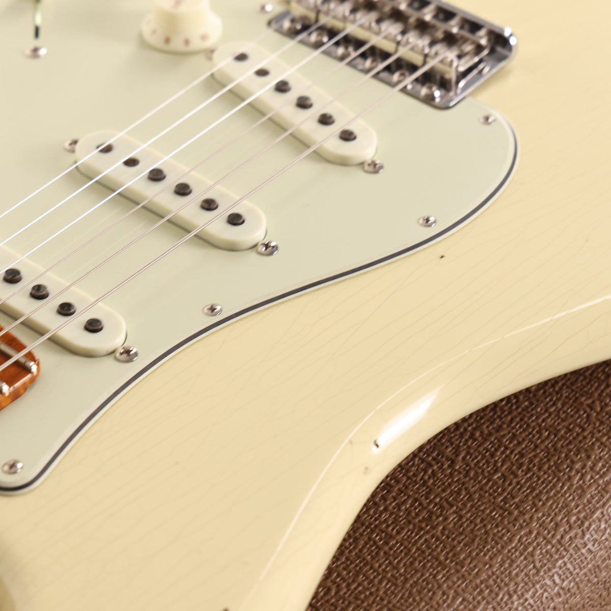 Fender Custom Shop Dealer Select Stratocaster Journeyman Relic Vintage White 2023 — 8