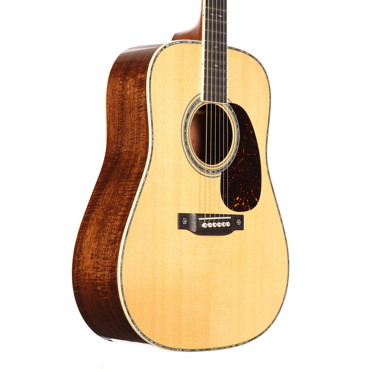 Martin Custom Shop Dreadnought Highly Flamed Koa 42 Style 2024